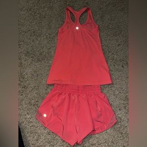 Lululemon Raspberry Cream Set